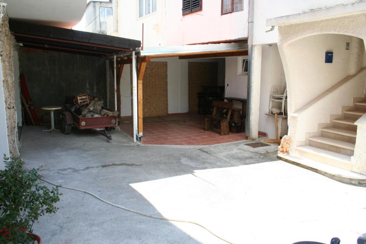 Apartments By The Sea Promajna, Makarska - 2673 외부 사진