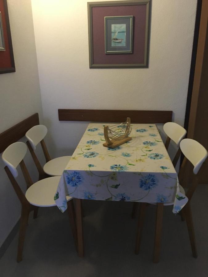 Apartments By The Sea Promajna, Makarska - 2673 외부 사진